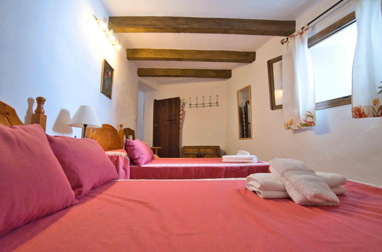 La Madronala Villa El Gastor Luaran gambar